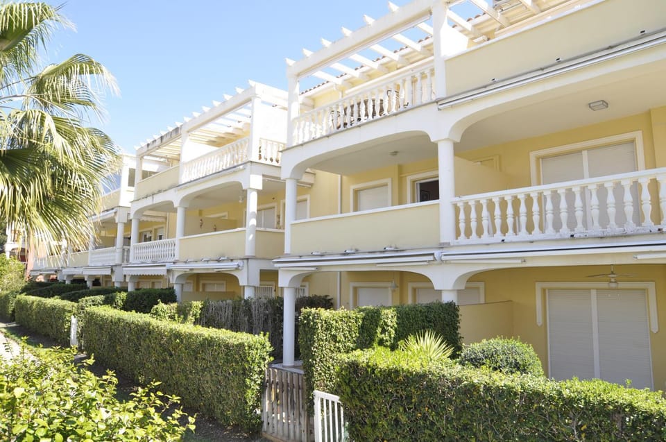 Estrella Blanca II, 2 dormitorios, by Bookindenia Apartment in Marina Alta