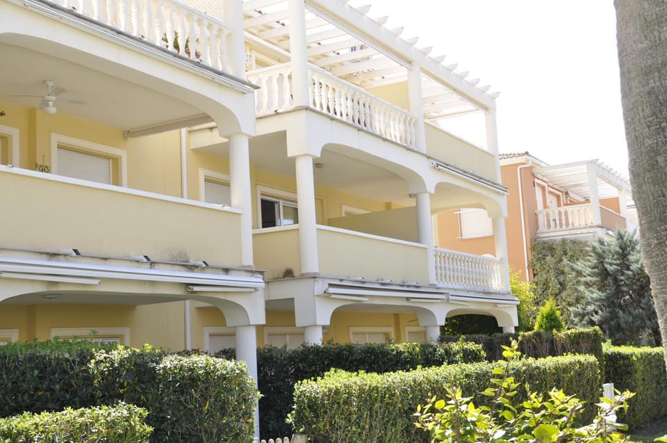 Estrella Blanca II, 2 dormitorios, by Bookindenia Apartment in Marina Alta