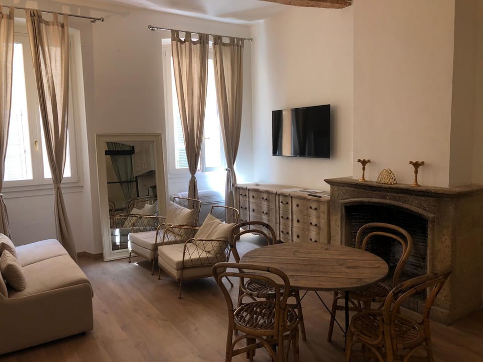 Maison d' Orange - Ponche Apartment in Saint-Tropez