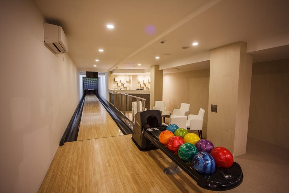 Bowling