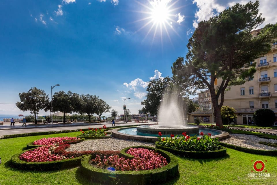 Nearby landmark, Spring, Day, Natural landscape