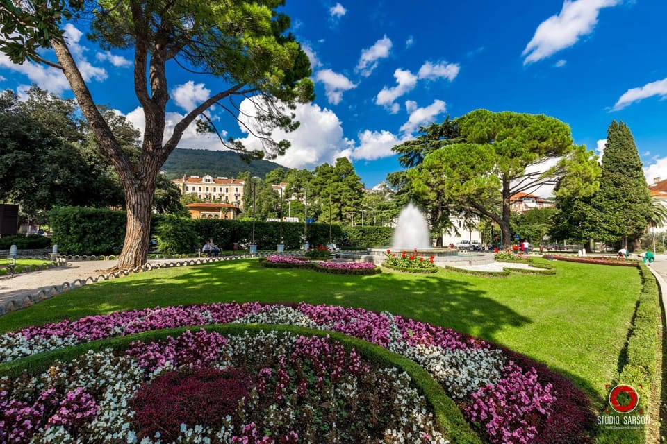 Nearby landmark, Spring, Day, Natural landscape