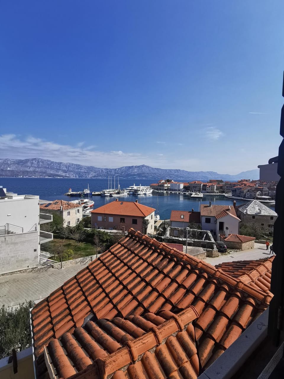 Property building, View (from property/room), View (from property/room), City view, City view, Sea view, Sea view