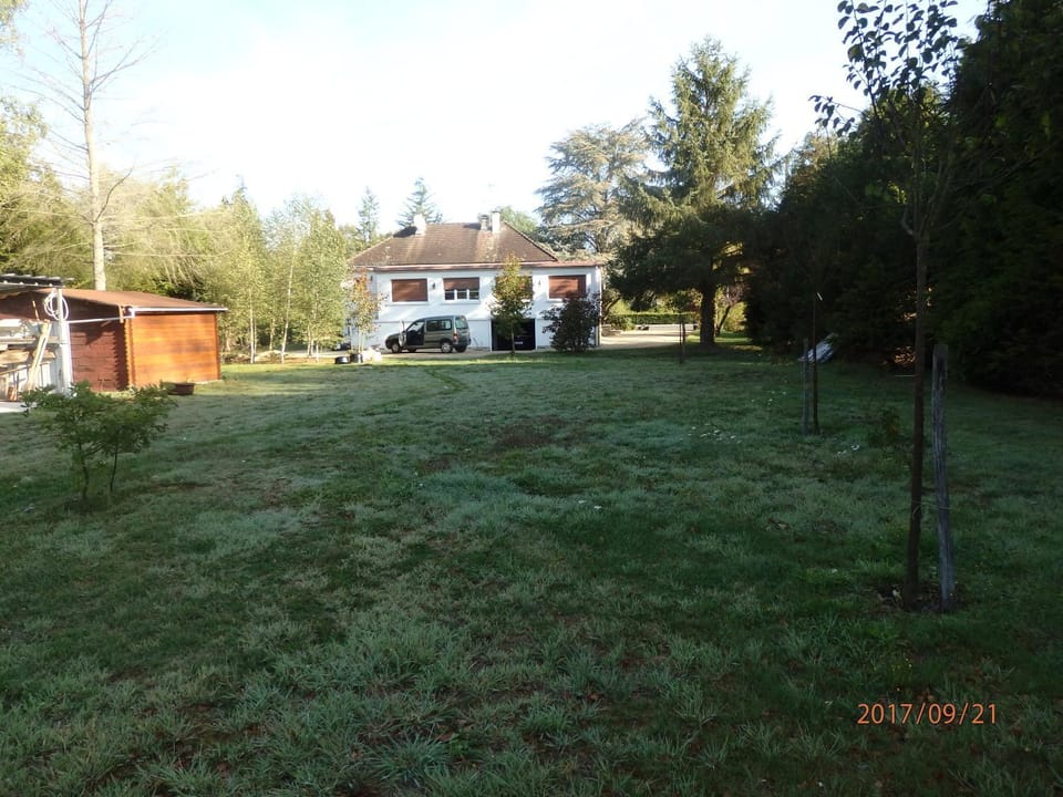 LA CHENOPE House in Centre-Val de Loire