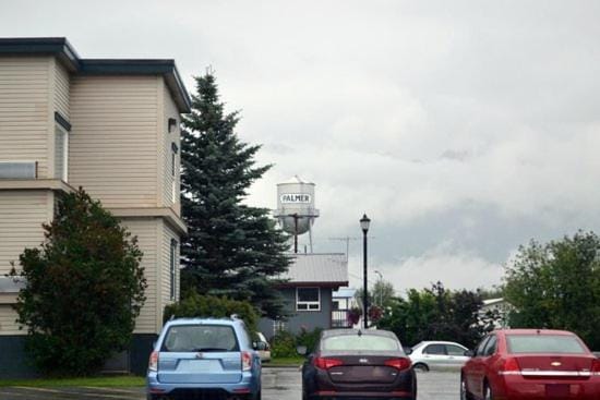 Valley Hotel & 24/7 Open Cafe Hotel in Palmer