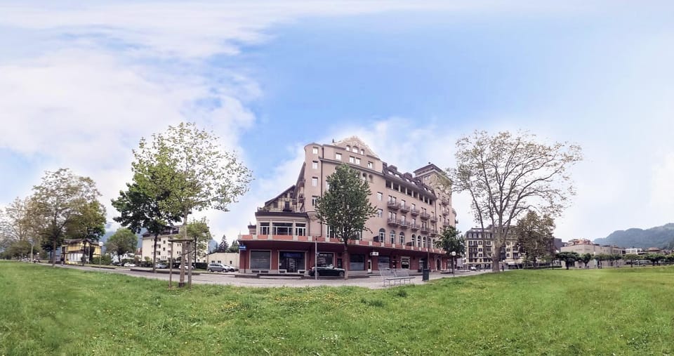 Property building, Neighbourhood, Natural landscape, Coffee/tea facilities, Kitchen or kitchenette