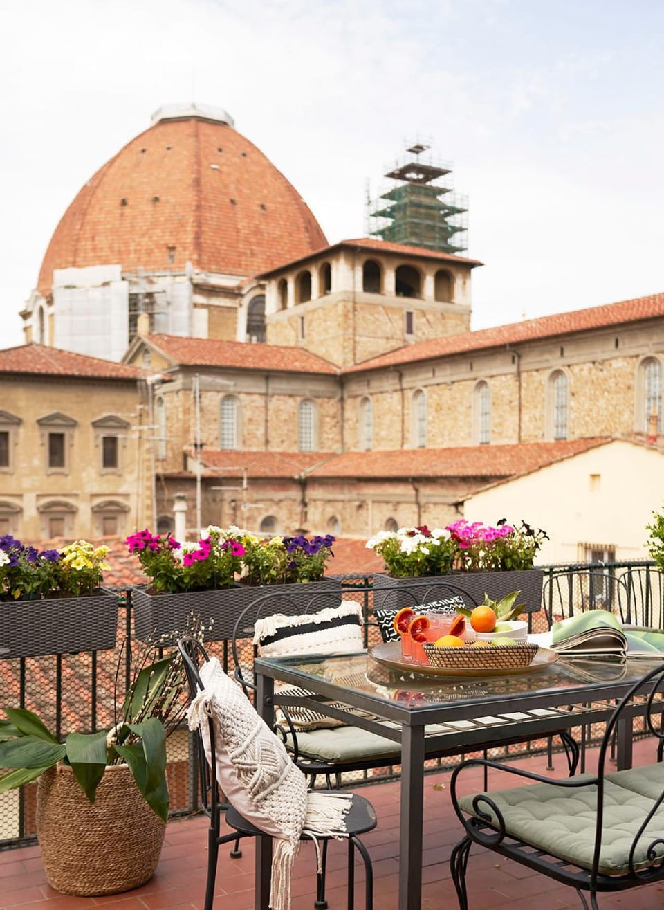 Patio, Facade/entrance