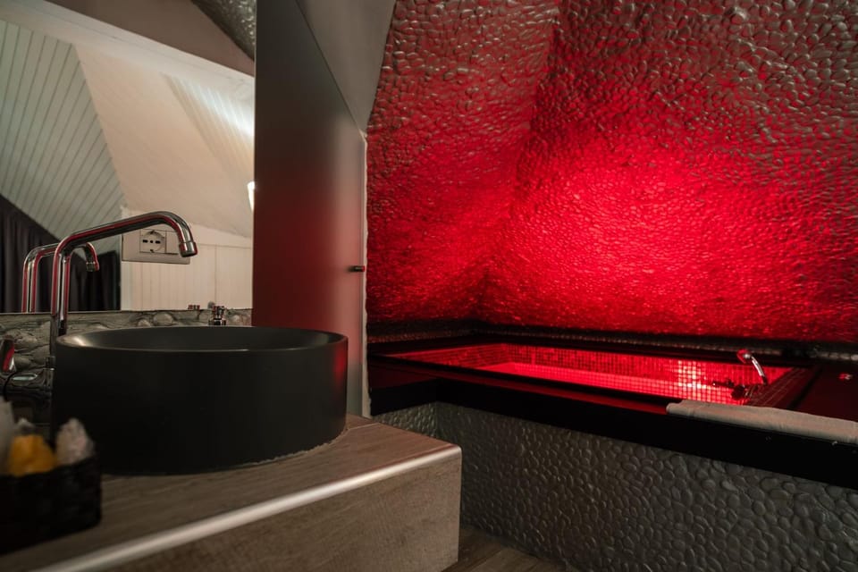 SuiteFrattini Private Spa Bed and Breakfast in Rome