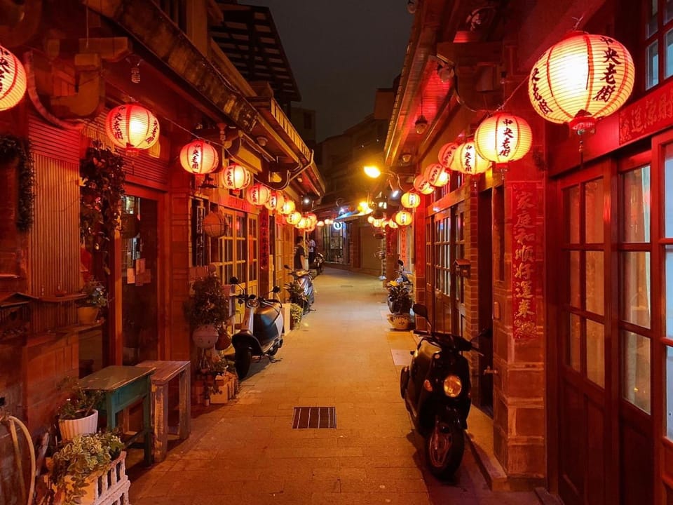 Night, Street view