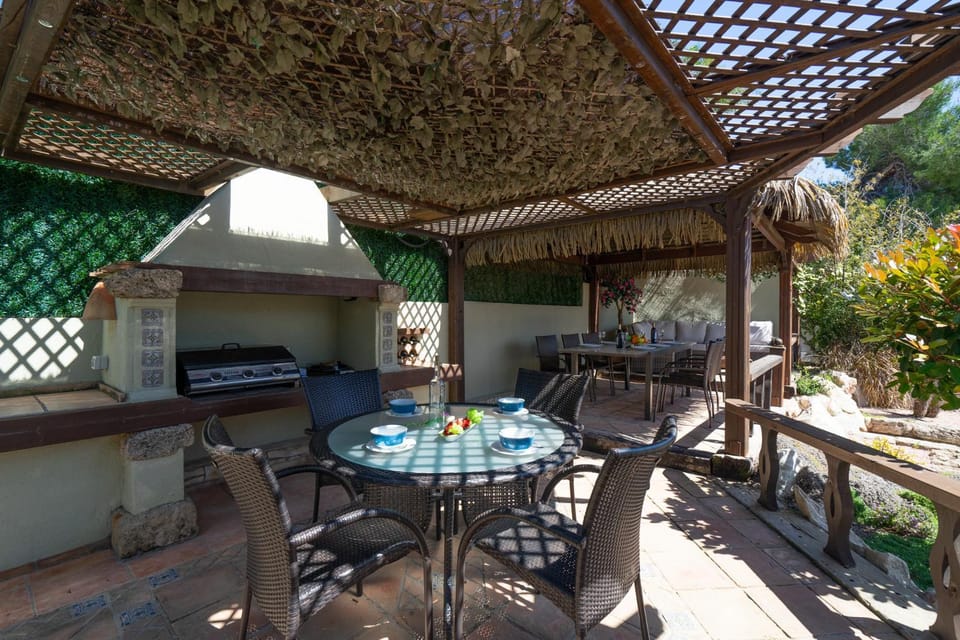 Balcony/Terrace, Dining area
