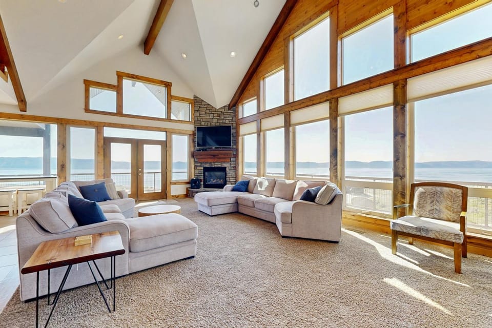 8 Bed 5 Bath Vacation home in Fish Haven House in Bear Lake