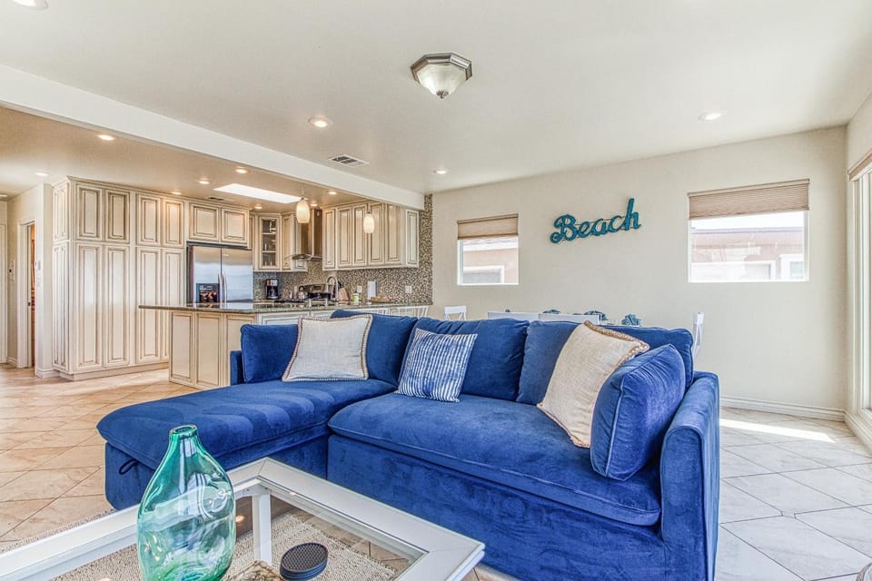 Ocean Beach Cliffs Sanctuary Oceanfront House in Ocean Beach