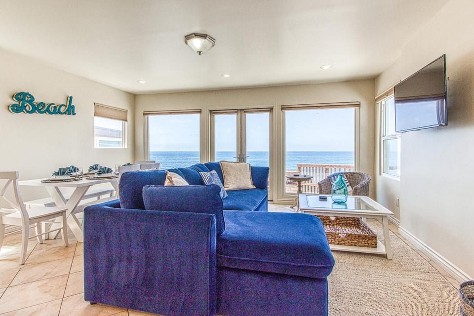 Ocean Beach Cliffs Sanctuary Oceanfront House in Ocean Beach