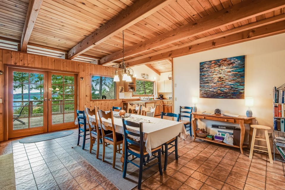 Owl Lane Home House in Washington