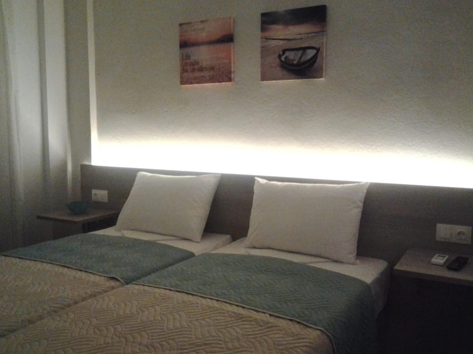 Bed, Night, Bedroom