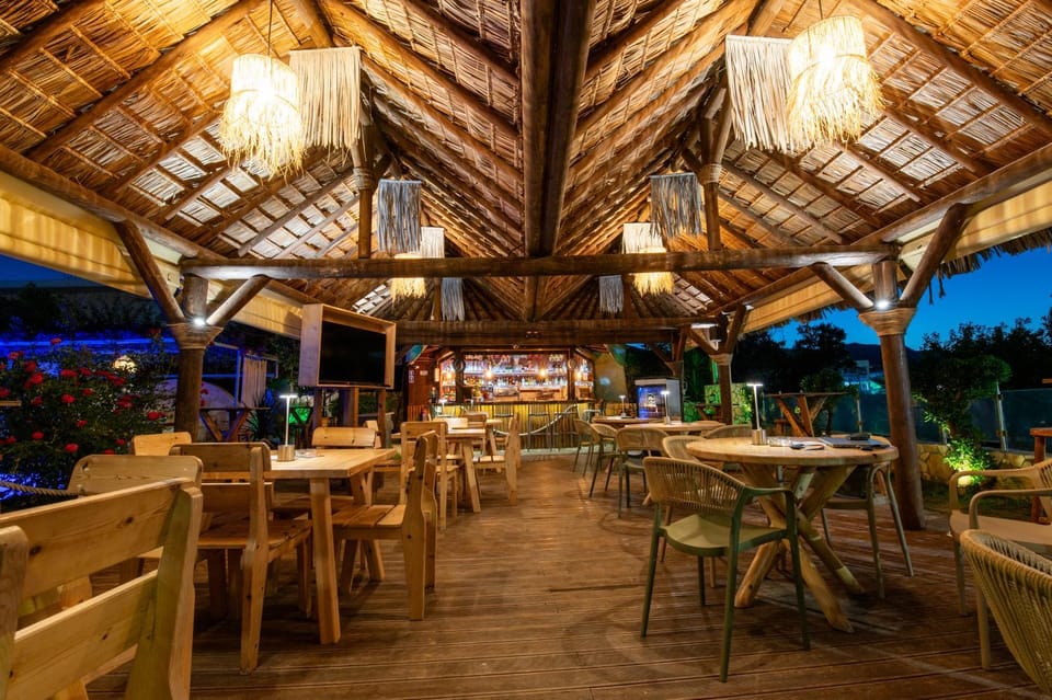 Restaurant/places to eat