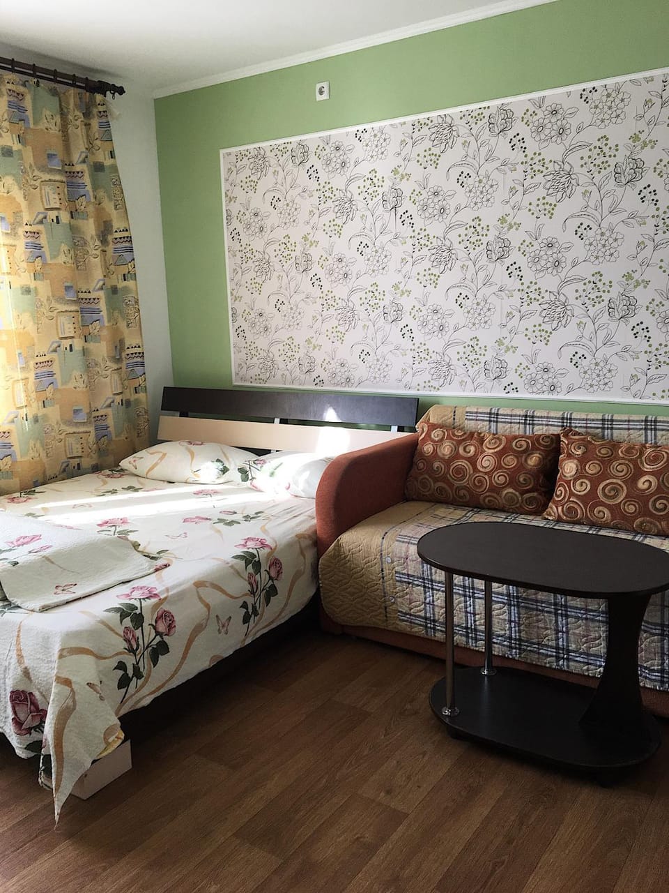 Photo of the whole room