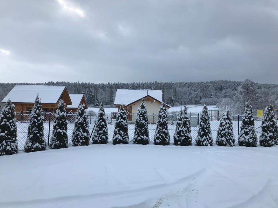 Całoroczne Domki Zaciszna Polana Chalet in Lower Silesian Voivodeship