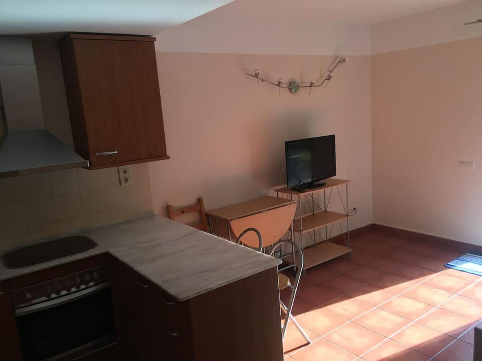 Apartamento planta baja acceso directo piscina Apartment in Baix Ebre