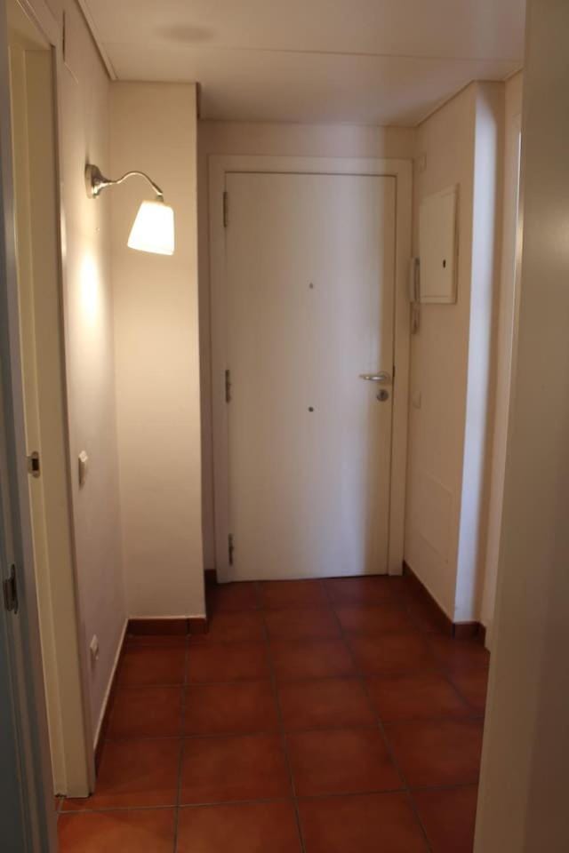 Apartamento planta baja acceso directo piscina Apartment in Baix Ebre