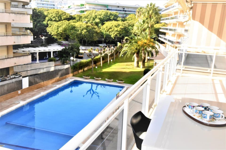 Balcony/Terrace, Pool view