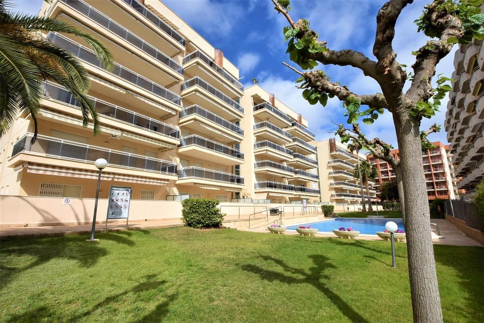 Property building, Garden, View (from property/room), Swimming pool, Swimming pool