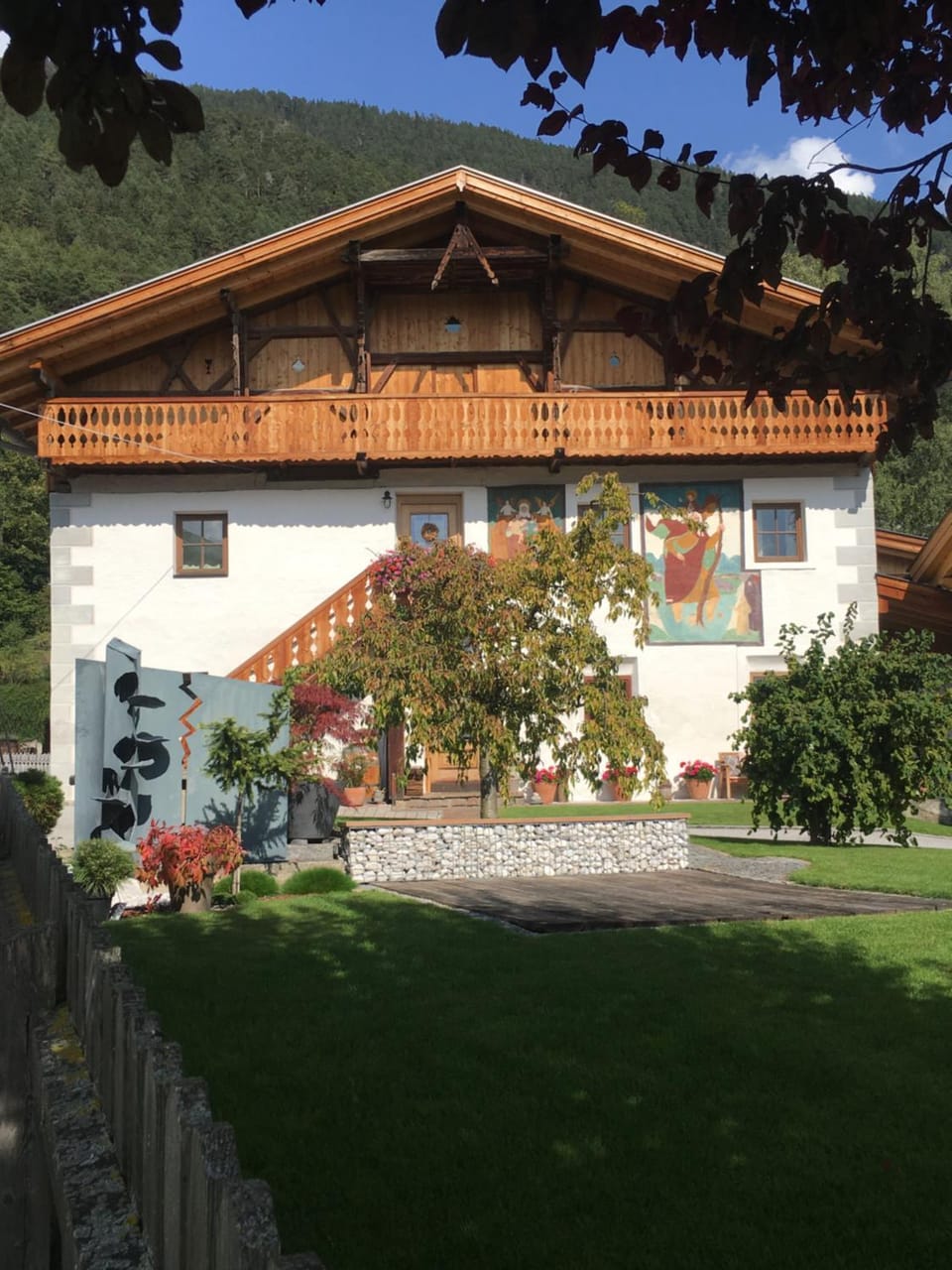 Property building, Spring