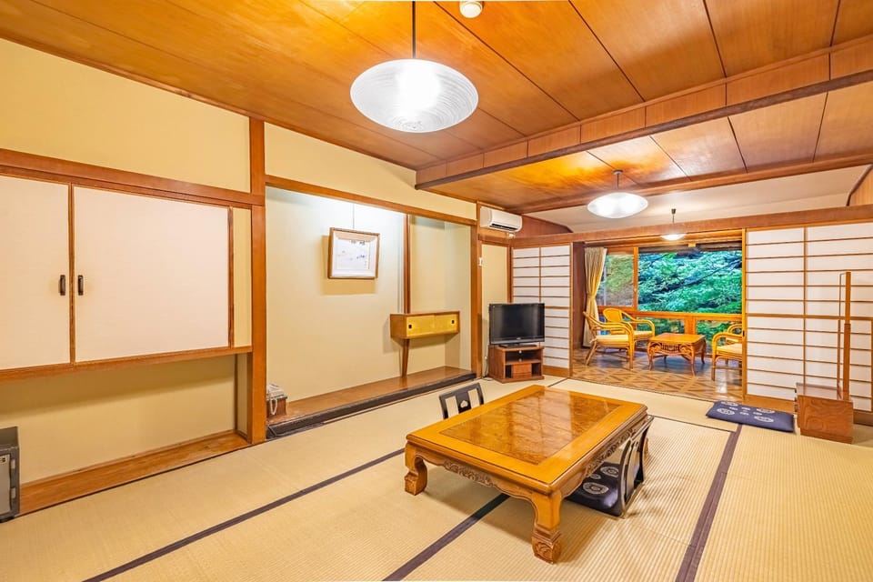Living room, Photo of the whole room