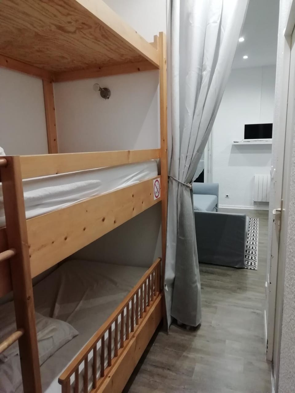 bunk bed