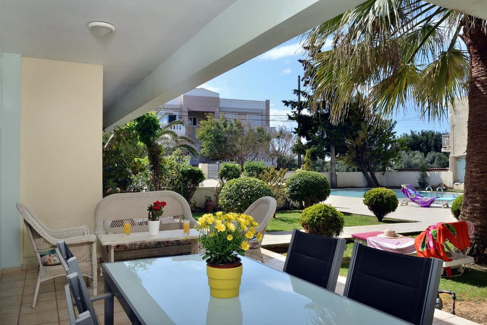 Patio, Balcony/Terrace