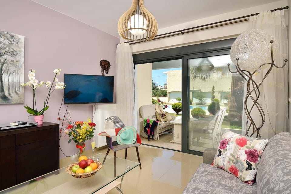 TV and multimedia, Living room, Seating area