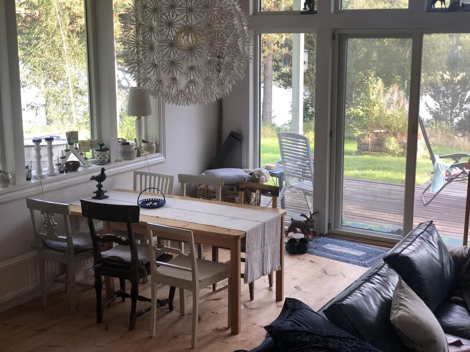 Living room, Seating area, Dining area, Garden view