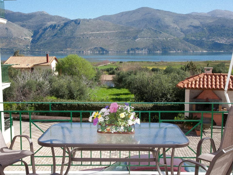 Off site, Balcony/Terrace, Mountain view, Sea view