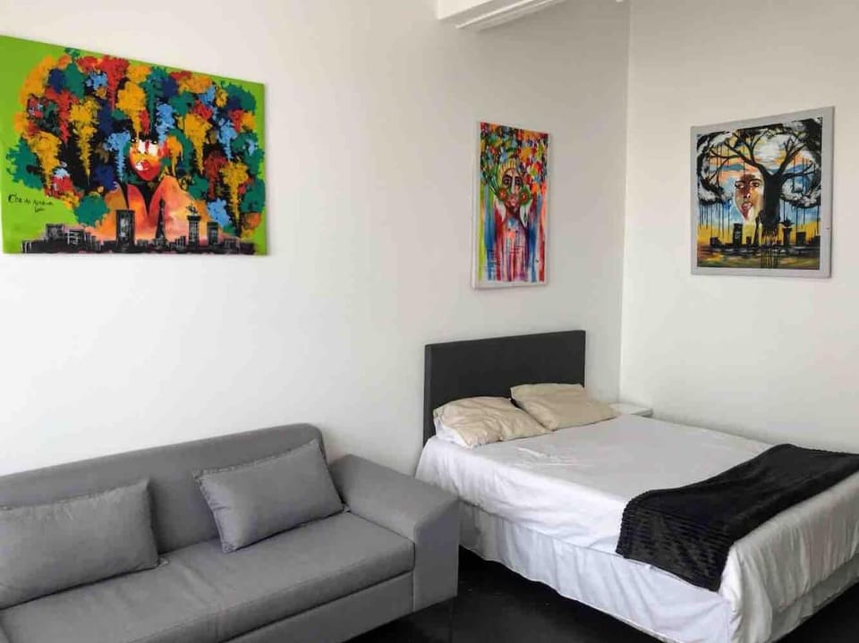 Bed, Seating area, Bedroom