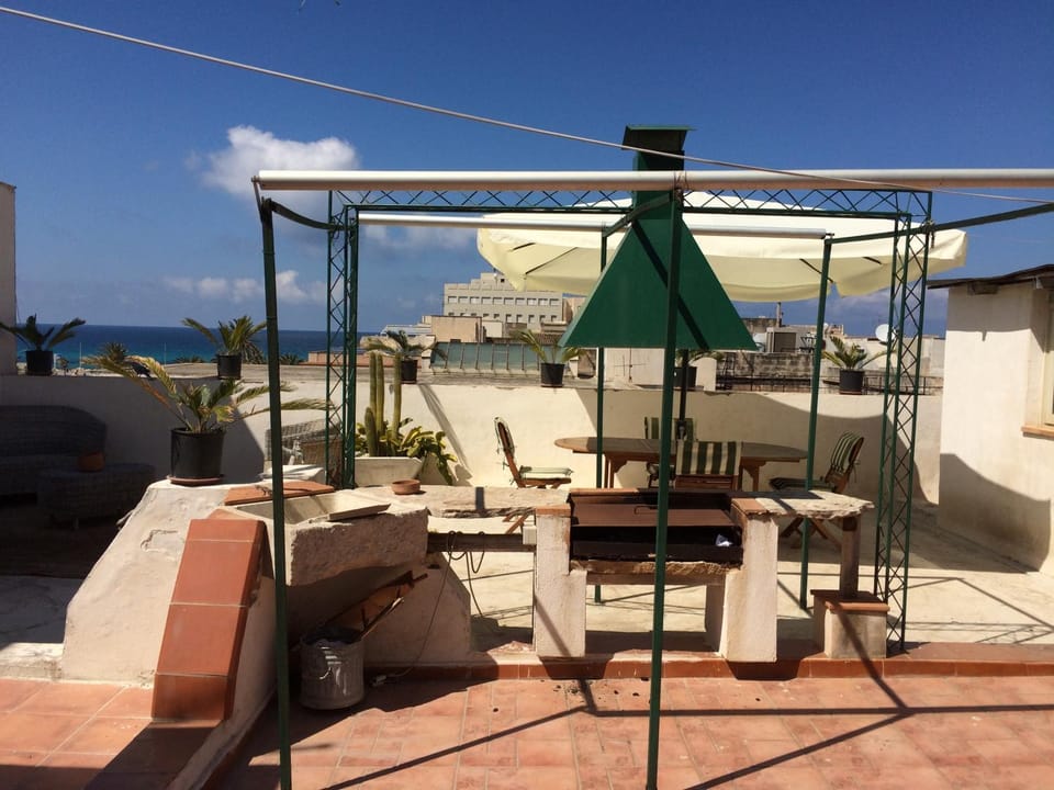 Patio, Day
