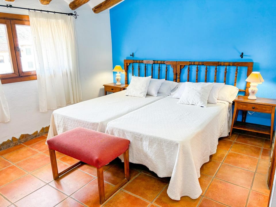 Bathroom, Bedroom, heating, air conditioner