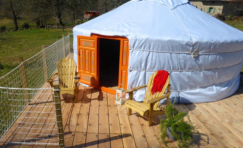 Patio, Natural landscape, Solarium, Spa and wellness centre/facilities