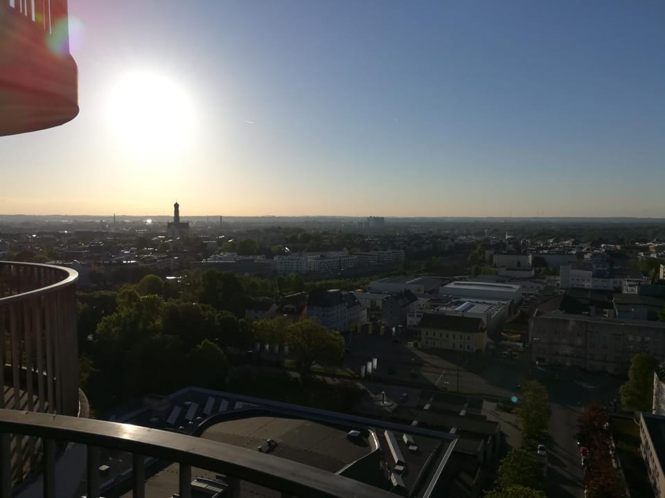 Balcony/Terrace, City view, Sunrise
