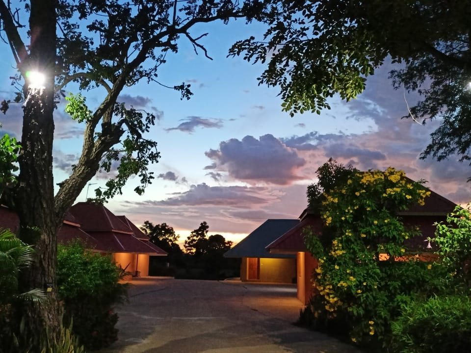 Wapipathum Earthen House Apartment in Laos
