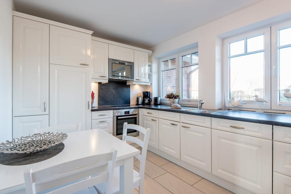 Haus Nordmarkgarten Whg 2 Apartment in Westerland