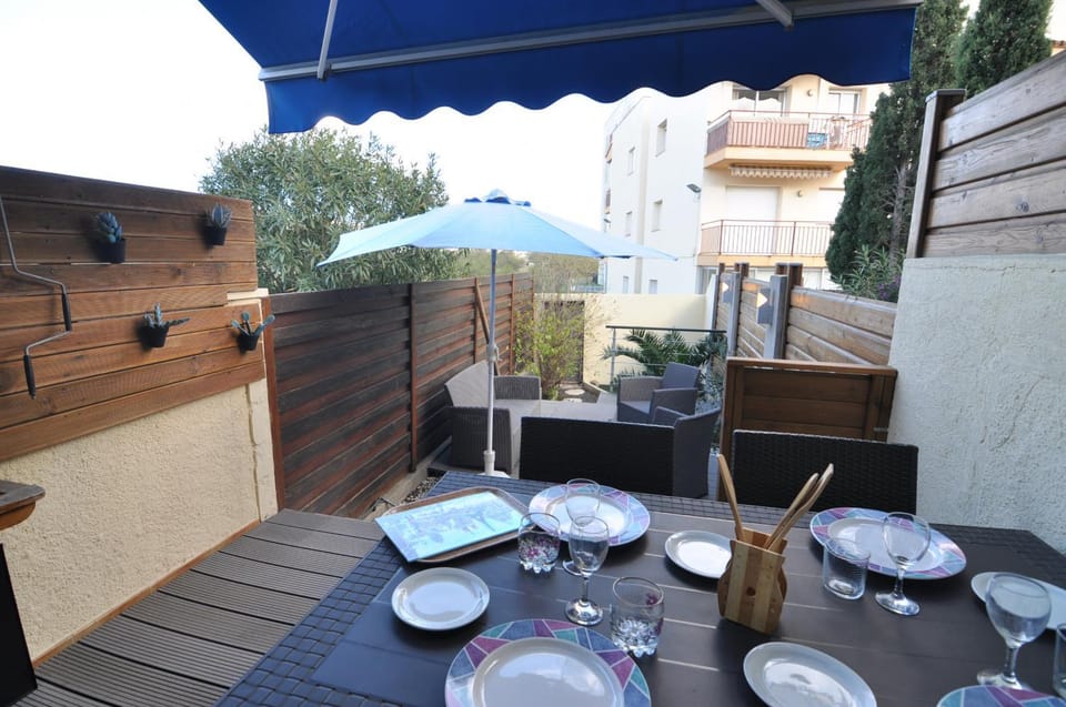 Patio, View (from property/room), Balcony/Terrace, Dining area