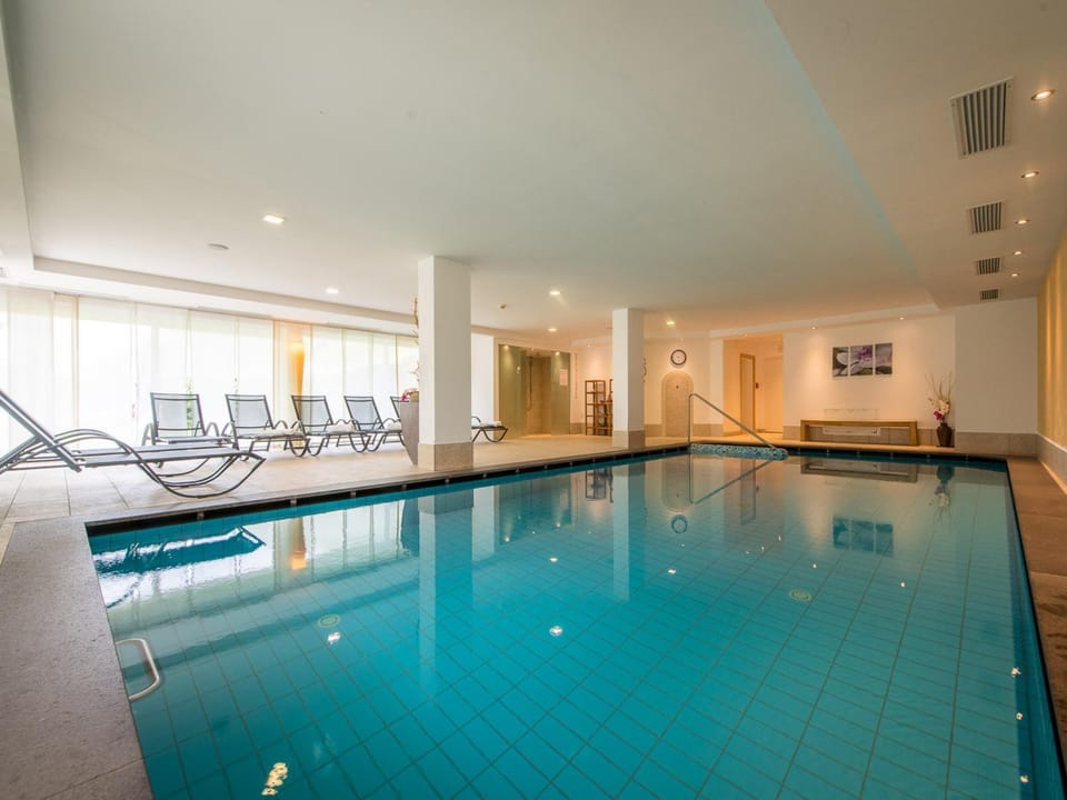 Spa and wellness centre/facilities, Swimming pool