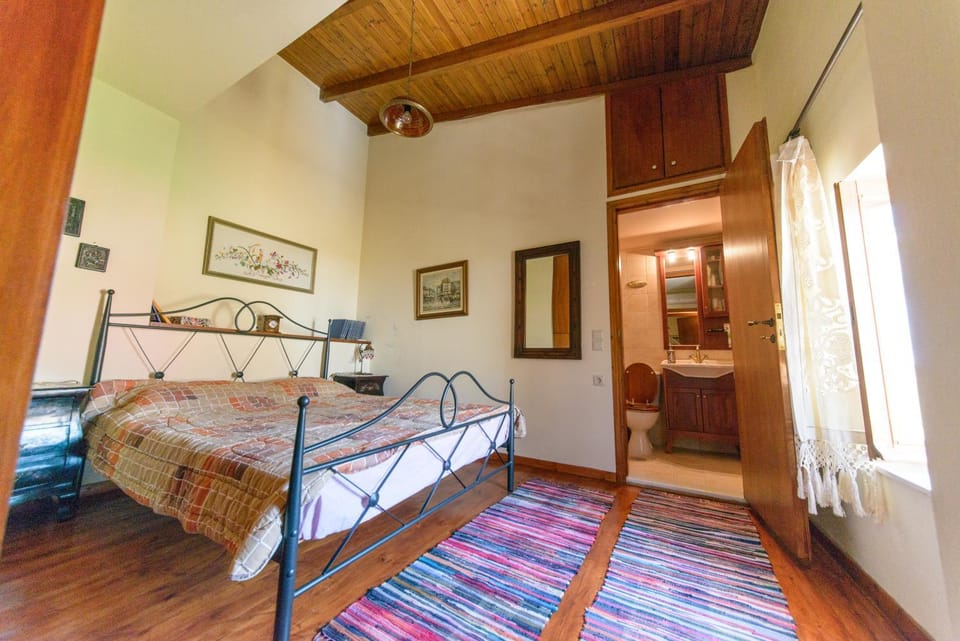 ARCHANES APPARTMENT House in Crete