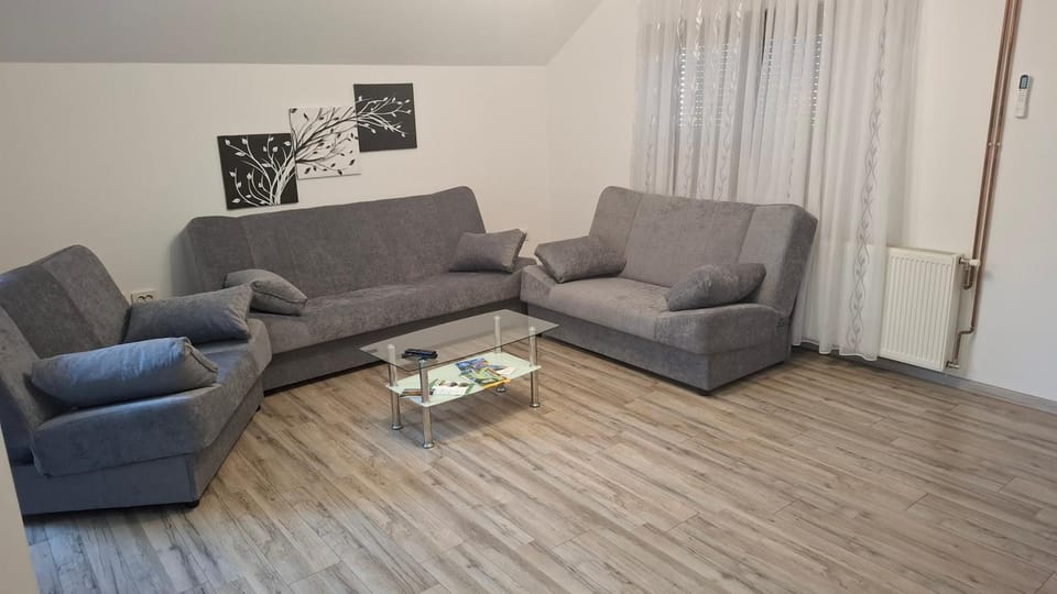 Apartman Majetić Apartment in Lika-Senj County