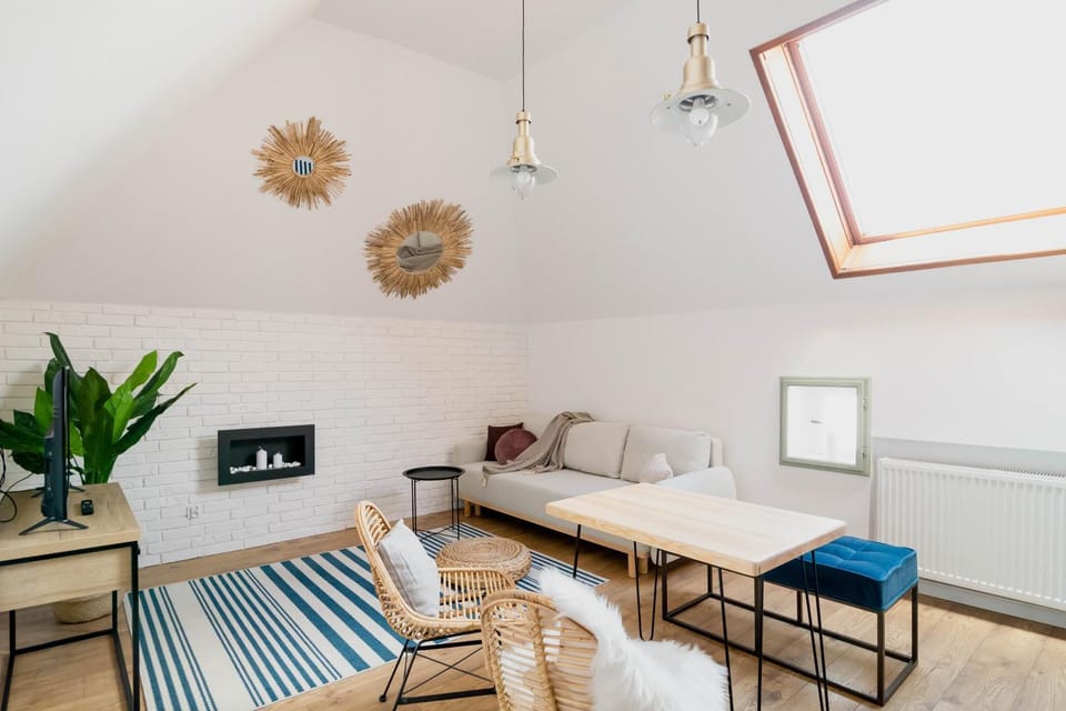 Living room, Photo of the whole room