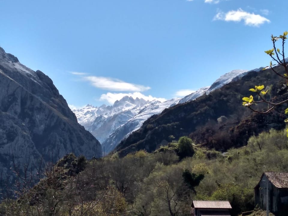 Natural landscape, Other, Hiking, Mountain view