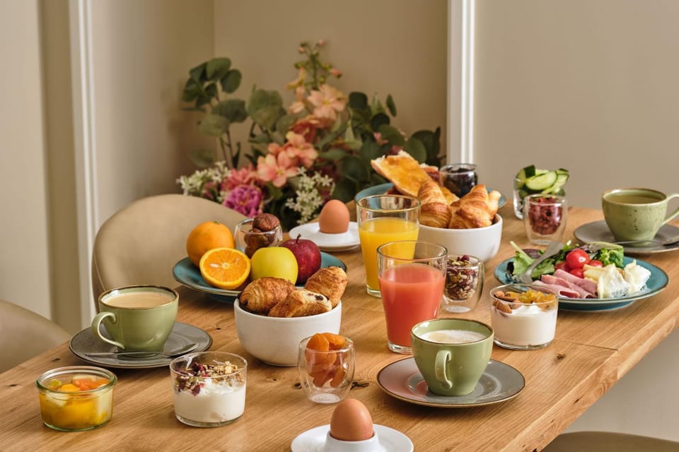 Buffet breakfast