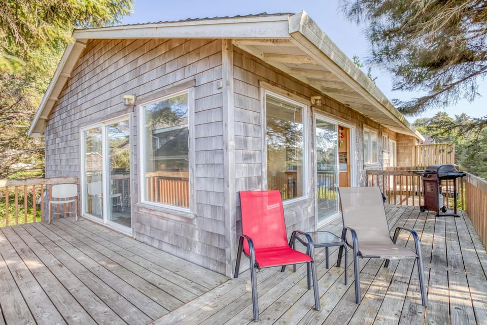 Peiks Place House in Roads End