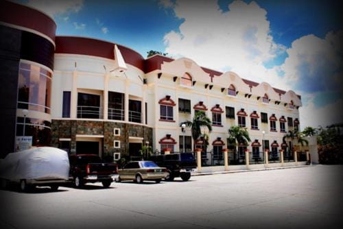 MO2 Westown Hotel - Mandalagan Hotel in Bacolod