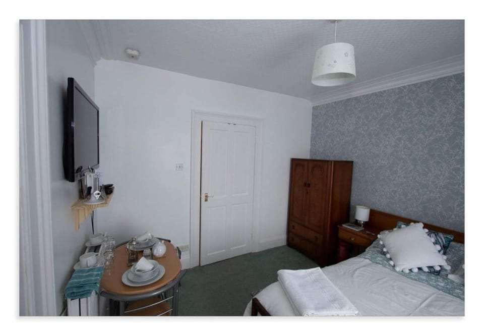 Cornmill House, With Outstanding Sea Views In Garlieston Vacation rental in Scotland
